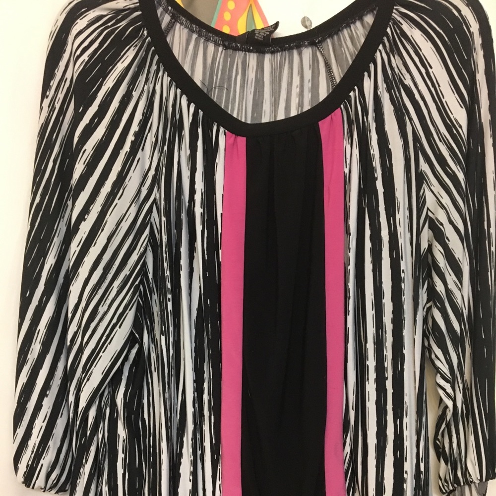 New Directions Very soft blouse